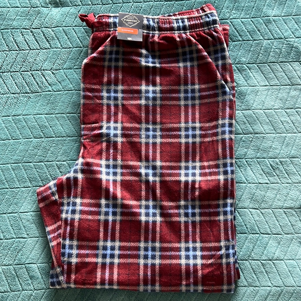 Men’s plaid sleepwear